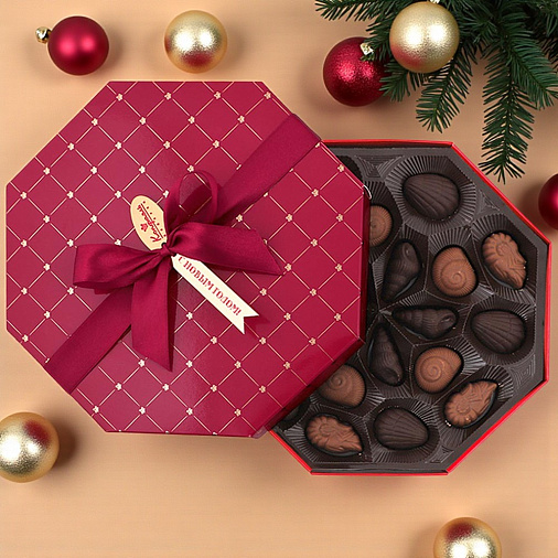 Новогодний набор конфет ассорти с шоколадными начинками 200г