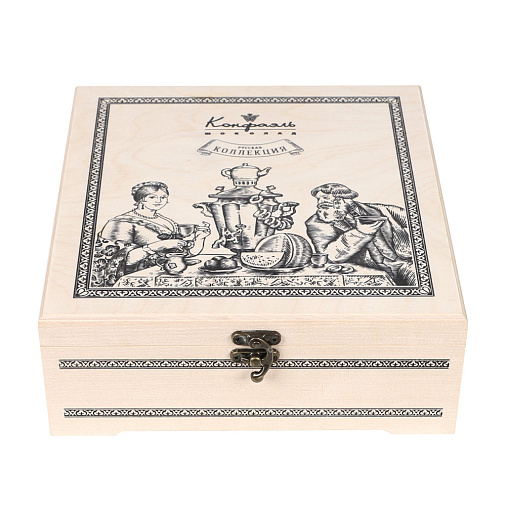 Шкатулка: набор чая и шоколадных конфет «Ассорти»