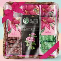 Подарочная корзина: конфеты глазированные, конфеты "Ассорти", чайный напиток 