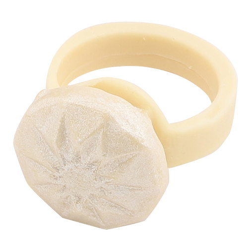 "Кольцо" скульптура белый шоколад