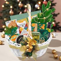 "Новогодняя корзина" набор: шоколад, драже, конфеты, чай, паштет 1820г
