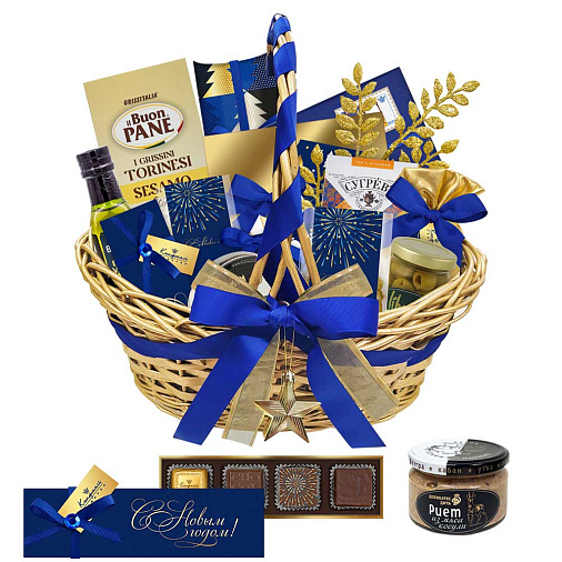 "Новогодняя корзина" набор: конфеты ассорти, молочный шоколад, драже, фруктовые чипсы, оливковое масло, хлебные палочки, риет, чай, мед