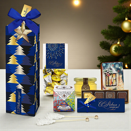 Новогодний набор: конфетами ассорти, мармелад, драже, чай 505г