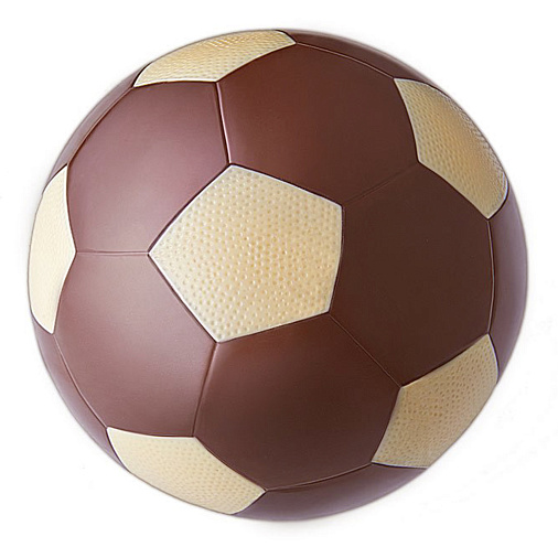 "Футбольный мяч" скульптура молочный и белый  шоколад 1000г