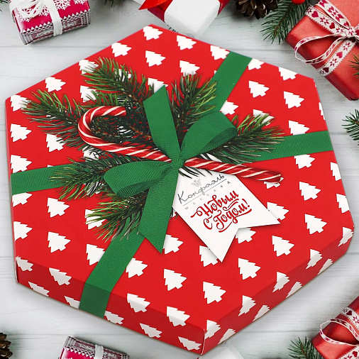 Новогодний набор конфет "Суфле" (ванильное, шоколадное, кофейное) в шоколаде 105г (красный)